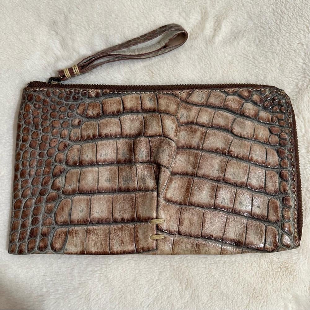 49 Square Miles Leather Crocodile Clingy Wallet Clutch 250
