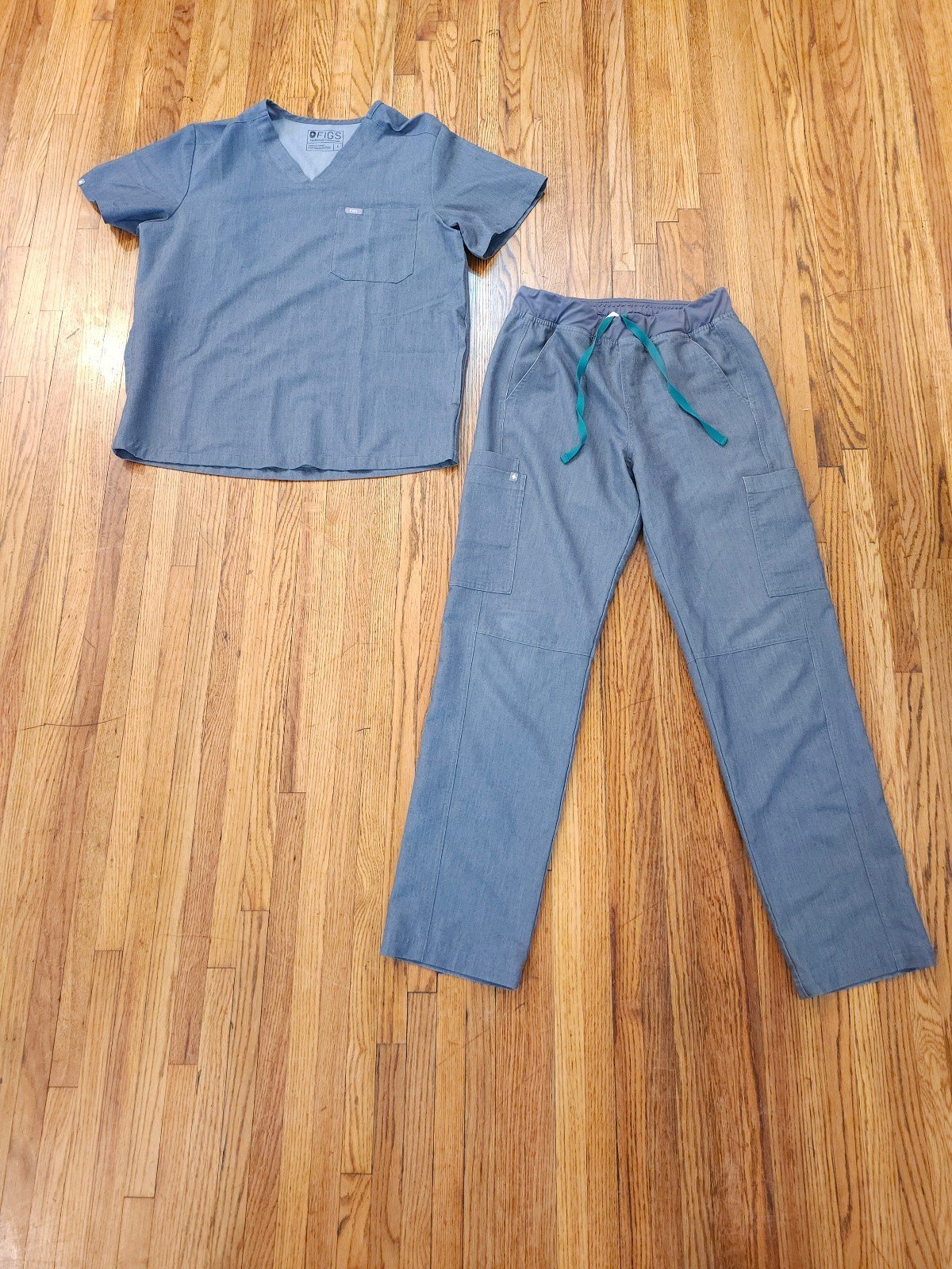 Figs Mens Technical Collection Set Grey Size Large top Medium Pants