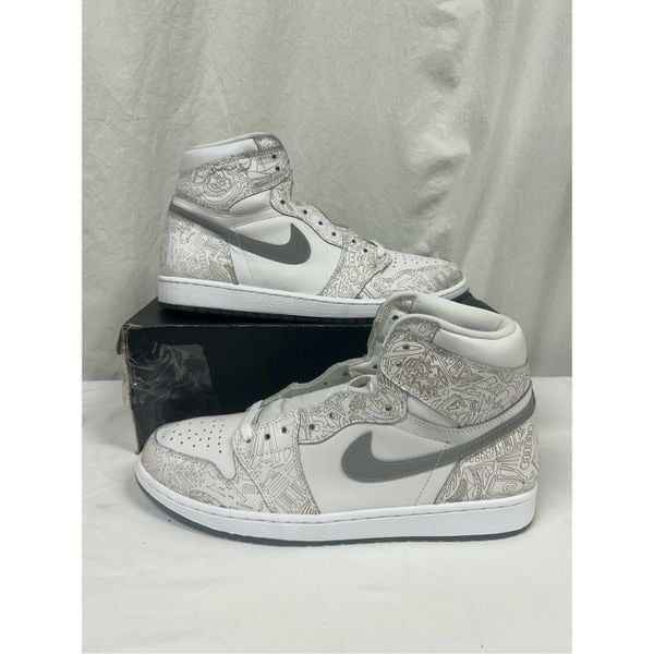 Never worn ICY NIKE AIR JORDAN 1 HIGH OG LASER 30TH ANNIVERSARY SIZE 13 RARE