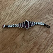 Uno de 50 bracelet Stunning Purple graduated oval crystals Cuff Bracelet