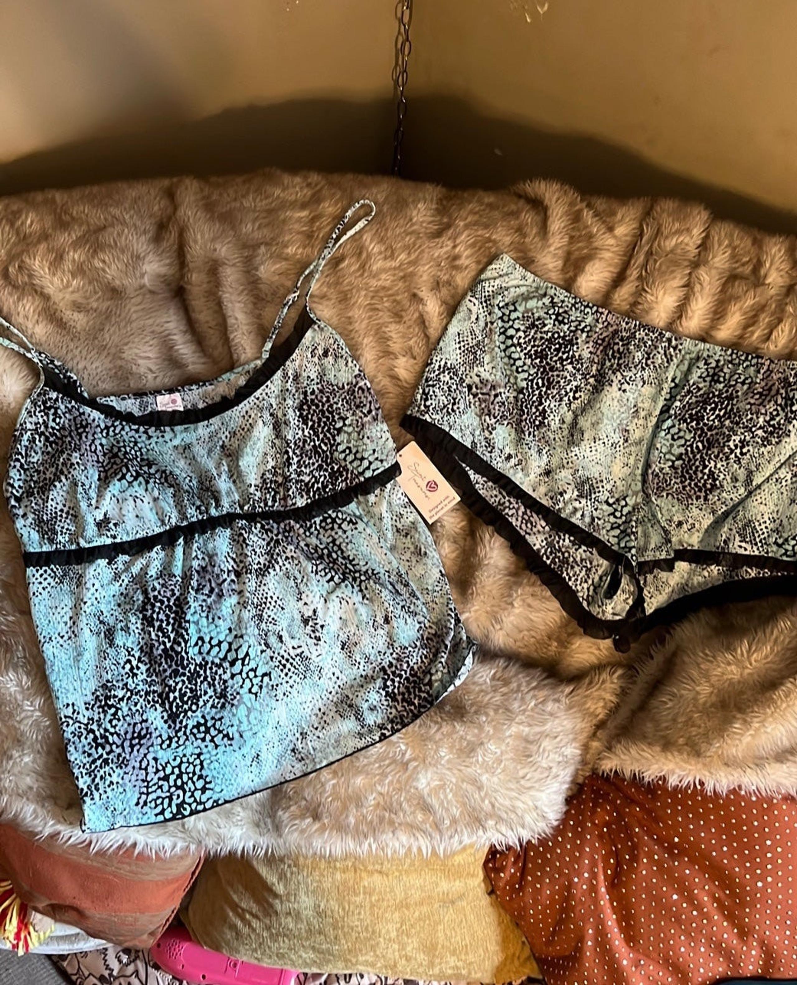 Secret Treasures Womens Cami and Short Set Pajama Set NWT Sz 2XL