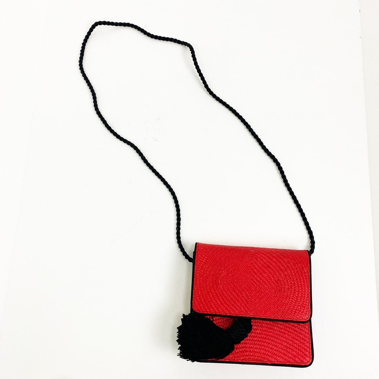 VINTAGE Red/Black Raffia Bag W/ Tassel