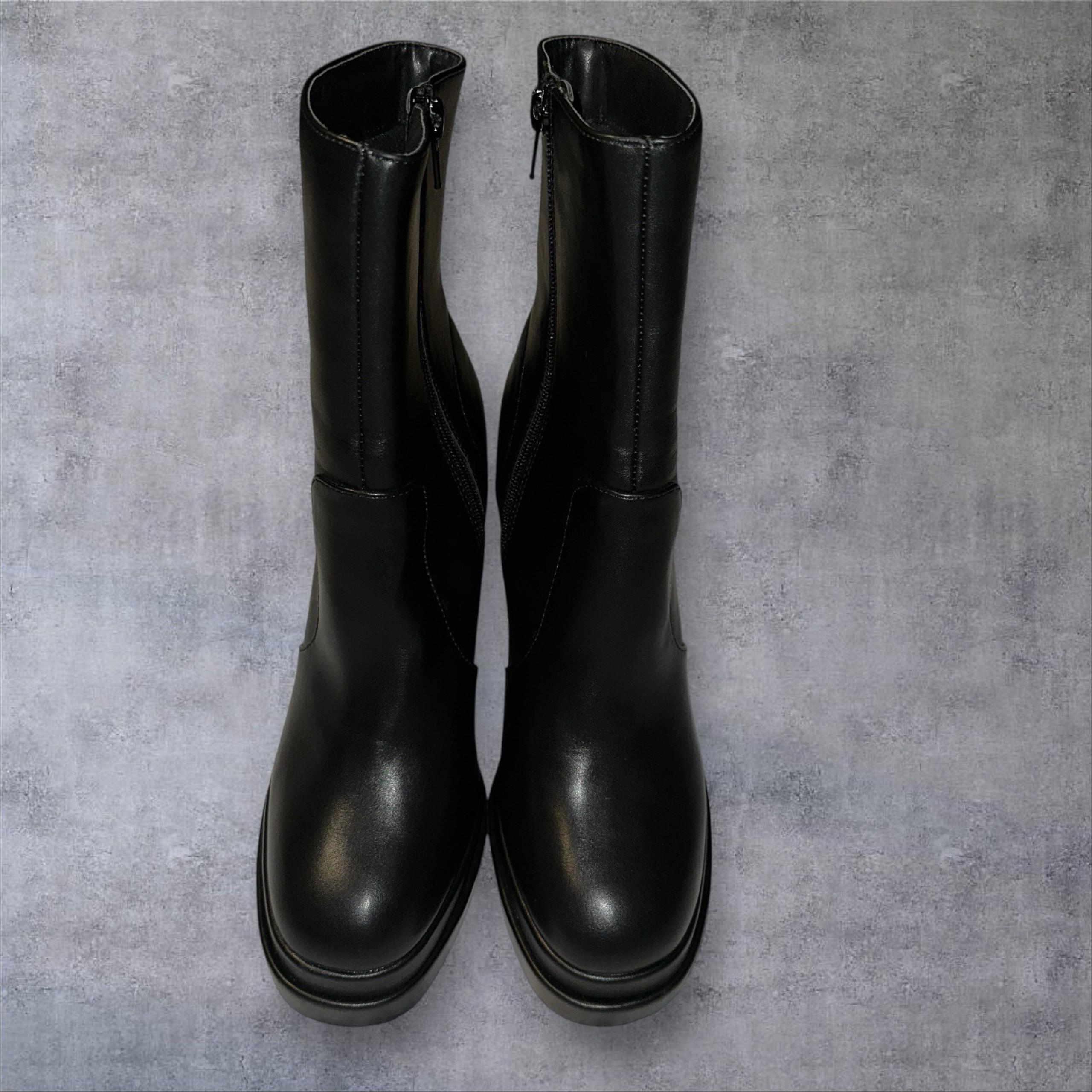 Forever 21 Womens Size 8 Black high Heels Platform Boots Booties Zipper