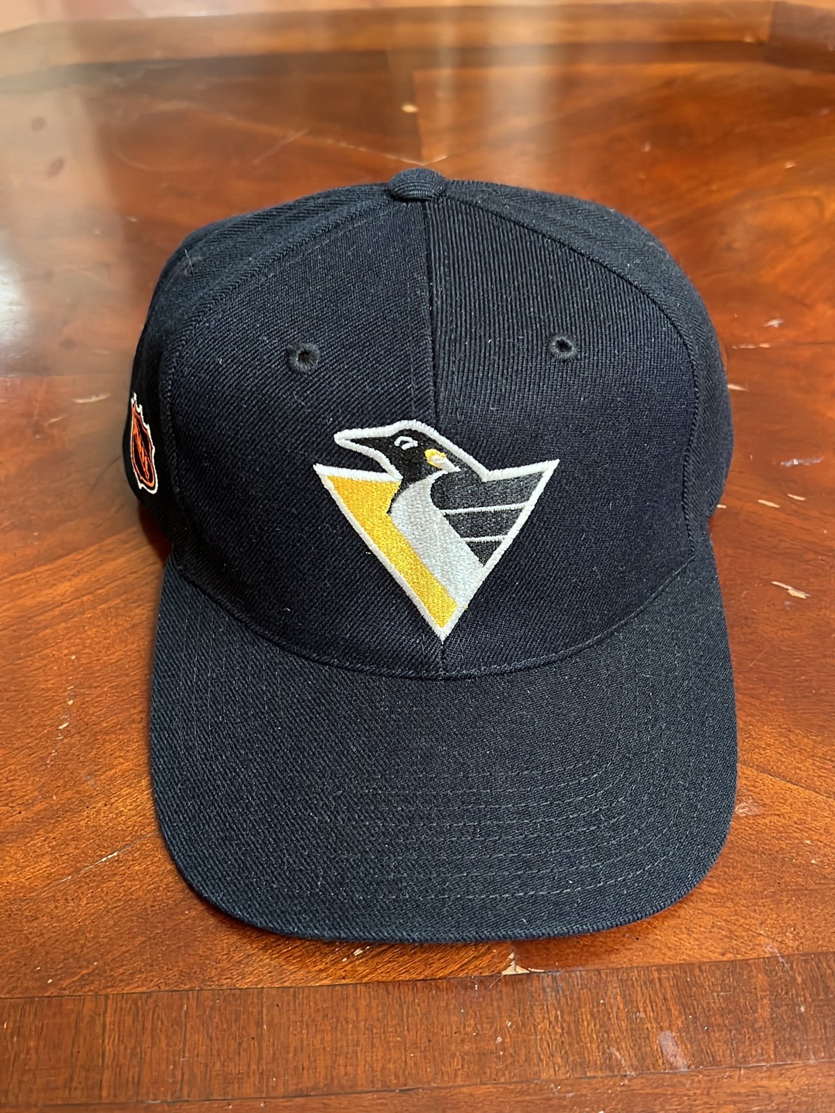 Vintage Pittsburgh Penguins Snapback Hat