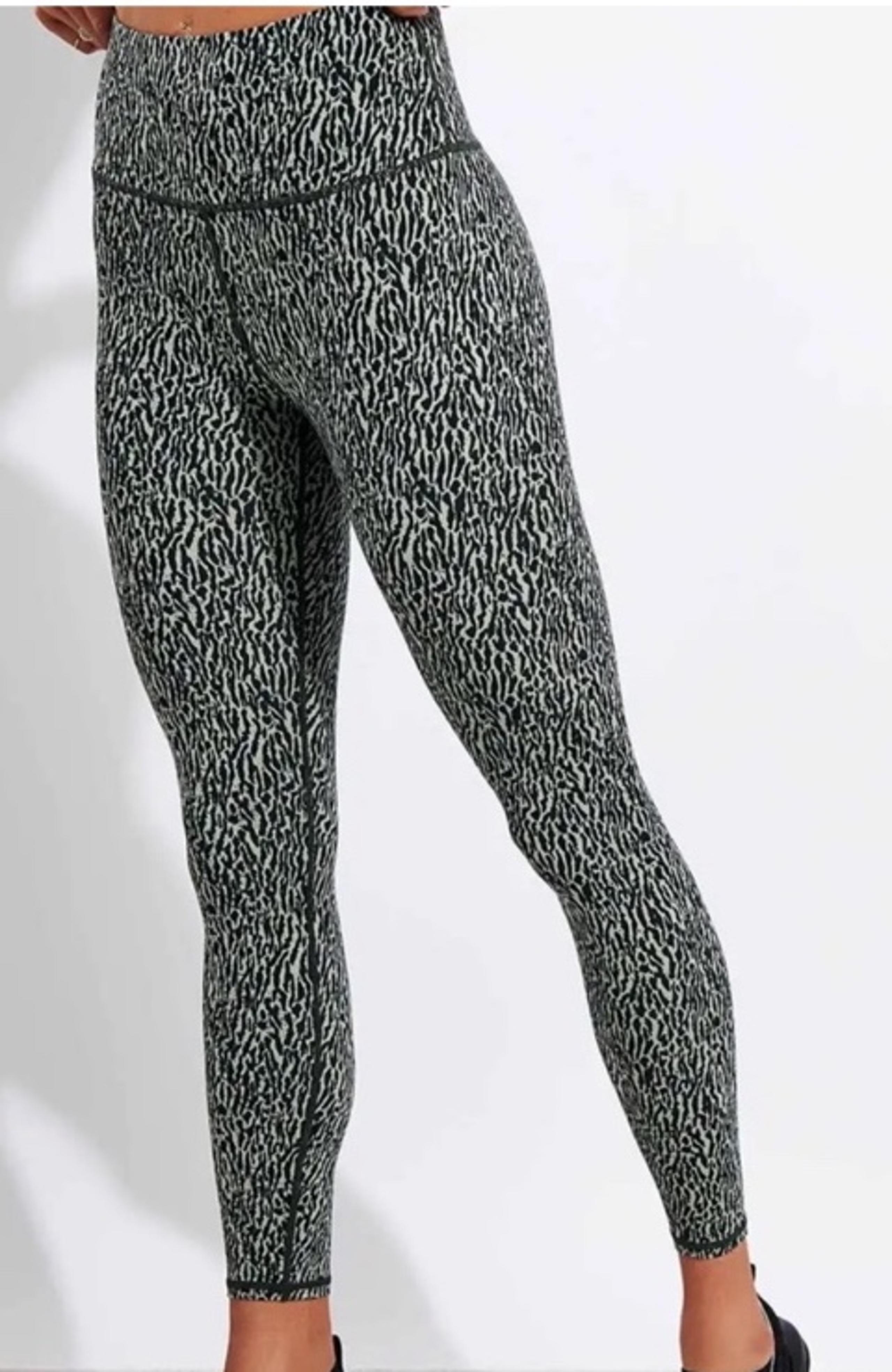 Varley Leggings Size Large