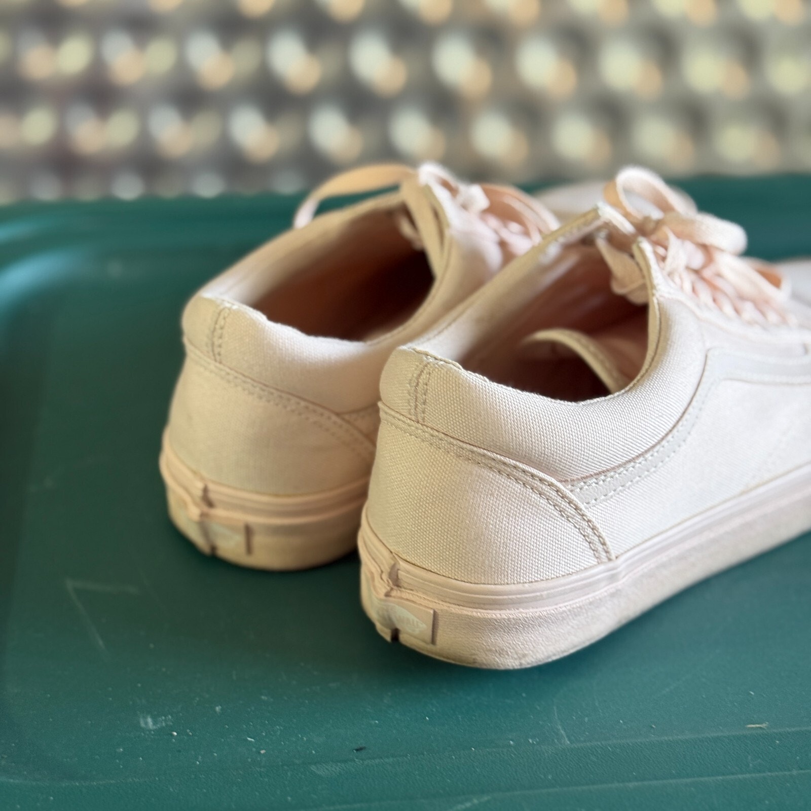 【Vans】☆スニーカー☆ Old Skool Pastel Mono Shoe Vans Men's Old Skool Pastel Mono Shoes - Pink — Just For Sports