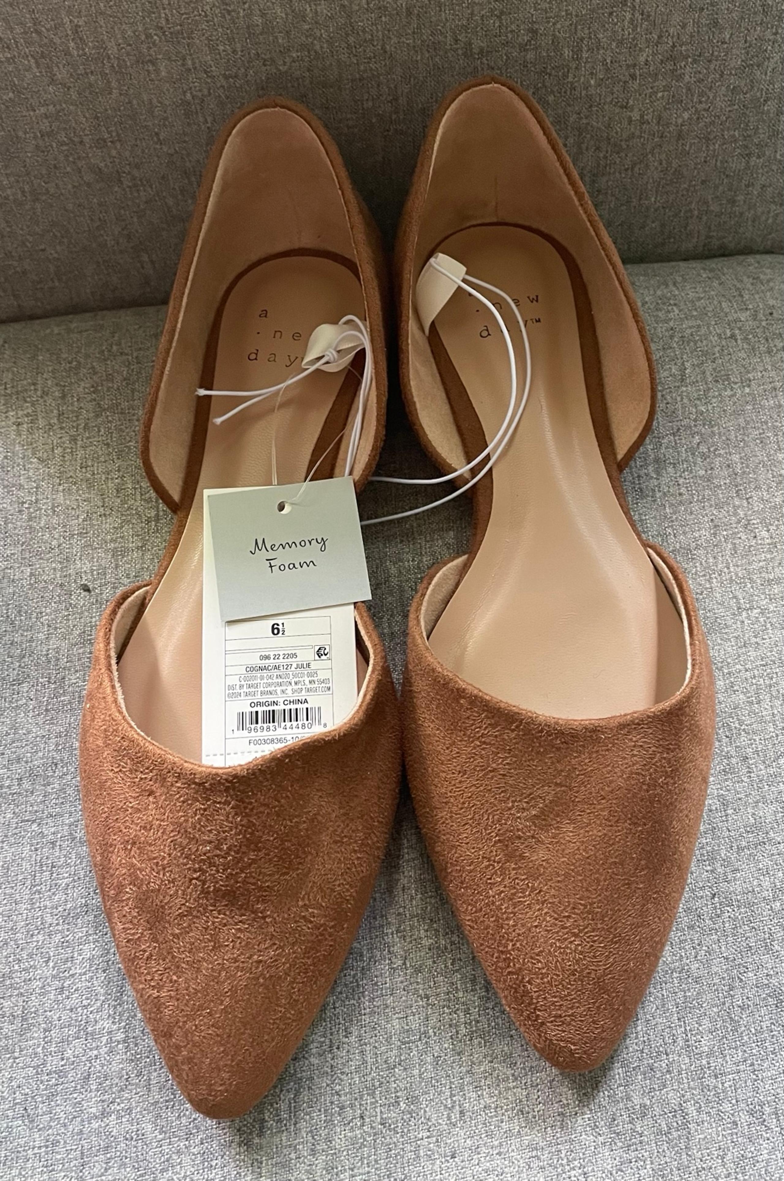 Brand New Women’s Size 6.5 Universal Thread Cognac / AE127 Julie Flats Shoes