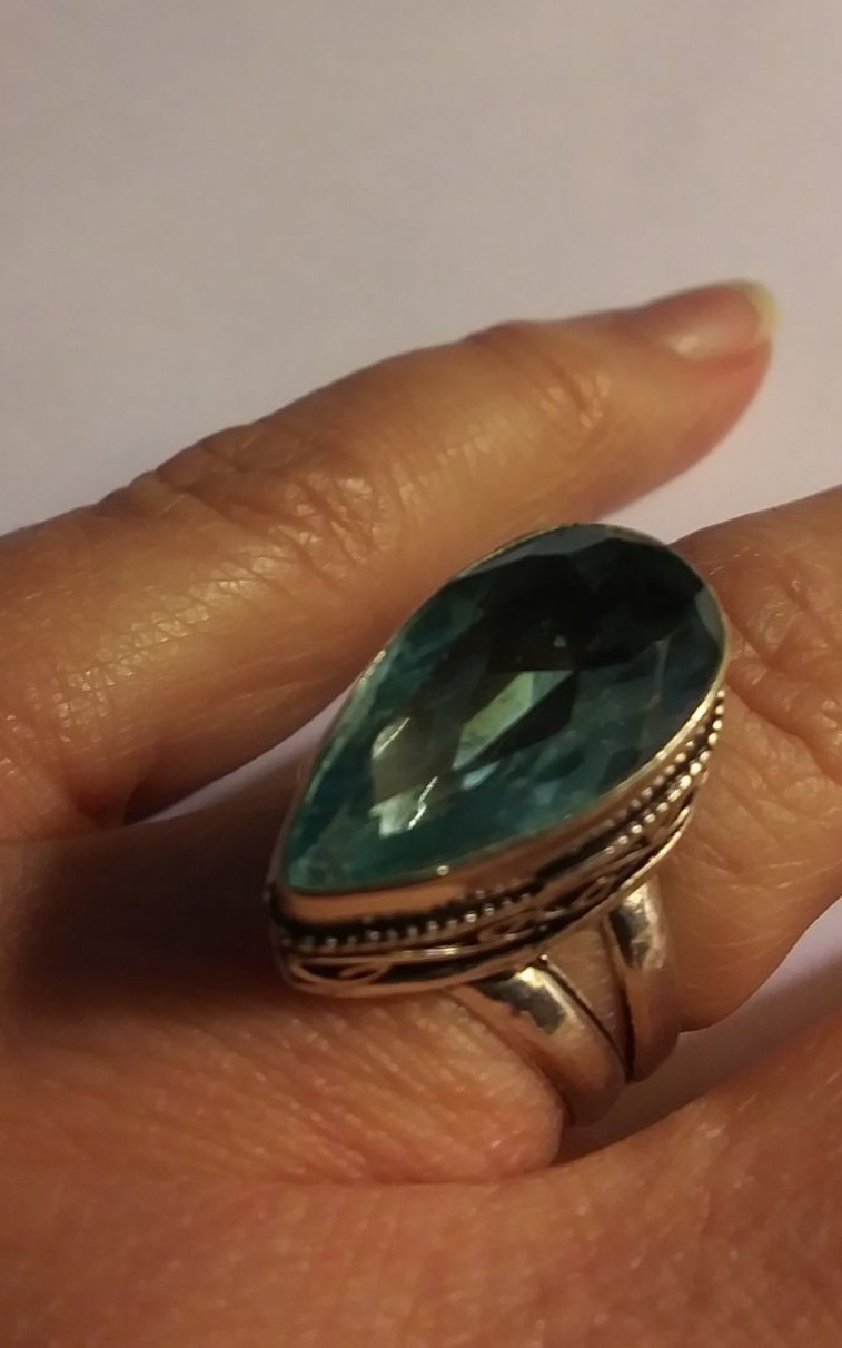Stunning 925 Sterling Blue Topaz Ring
