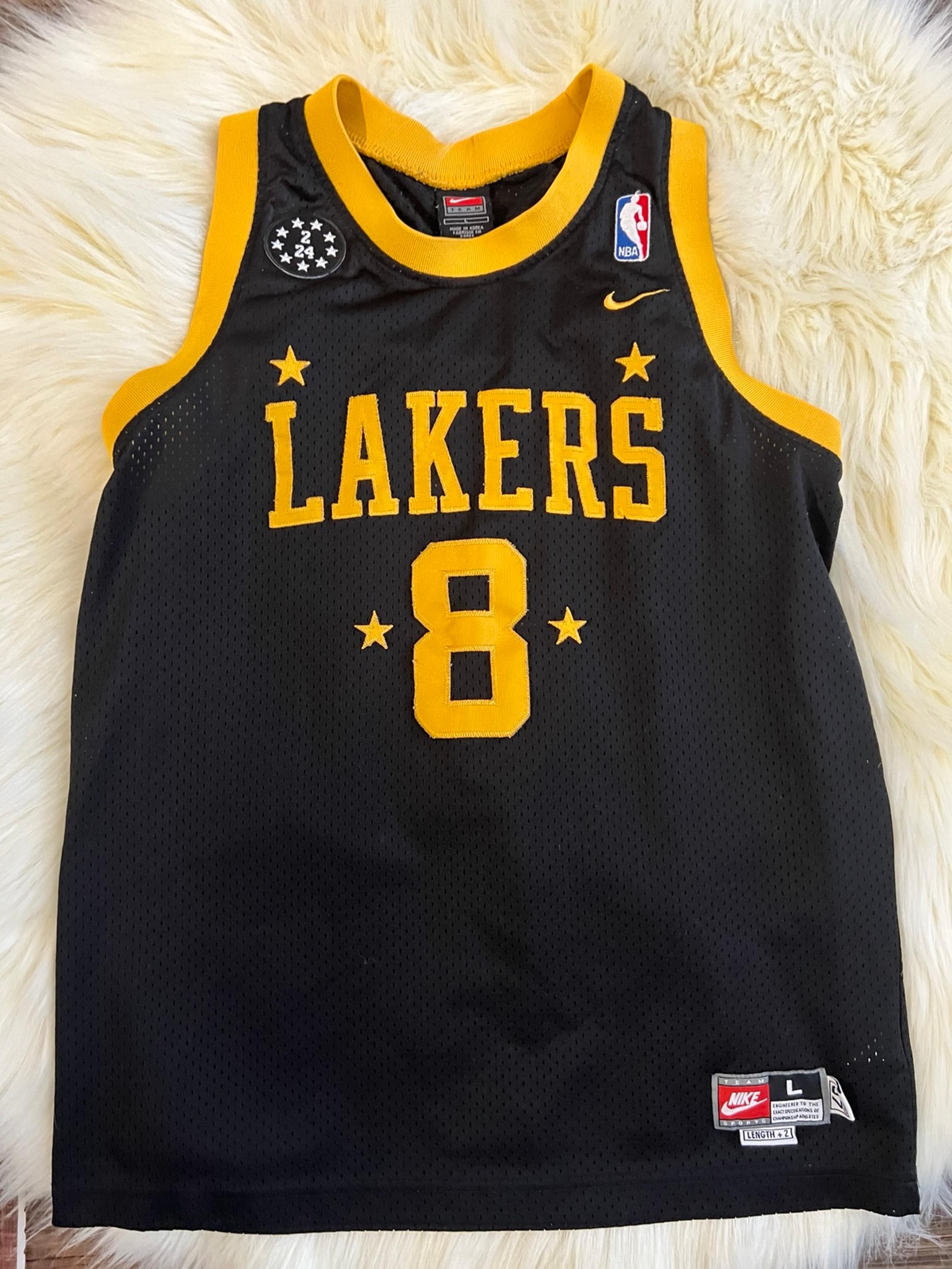Vintage Lakers Kobe #8 Jersey L youth M Womens