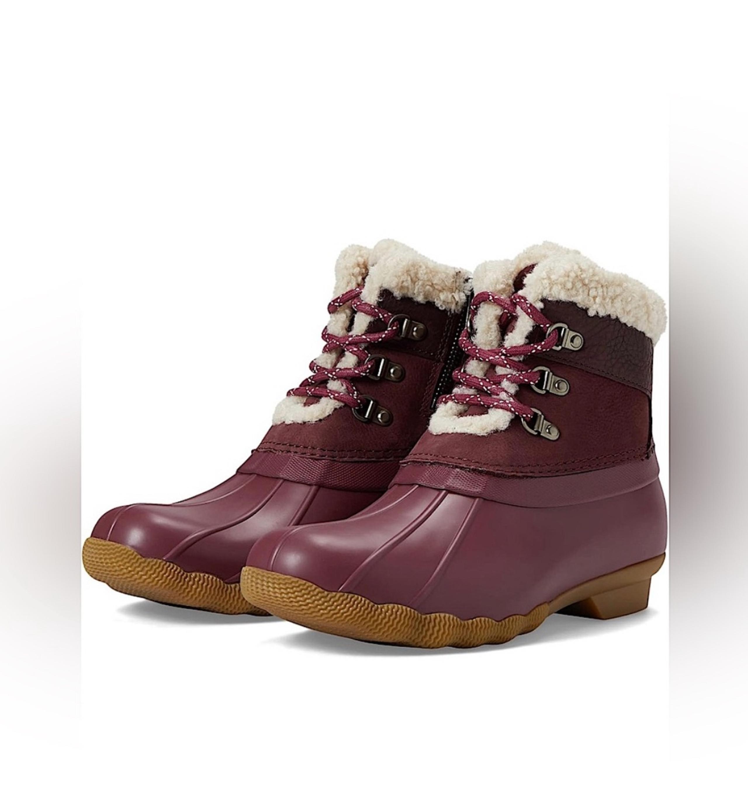 New In Box Pink Sherpa Sperry Snow Boots