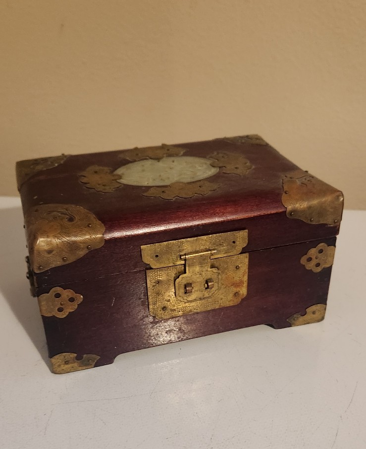 Vintage beautiful wood stone and metal jewelry box red fabric inside need repair