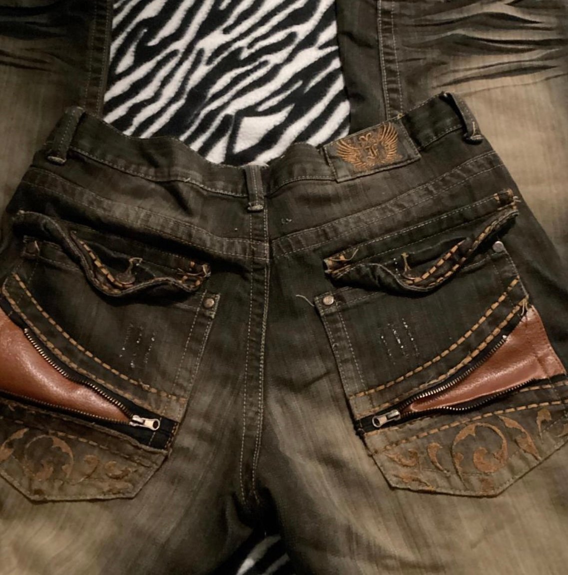 jeans with cool pockets