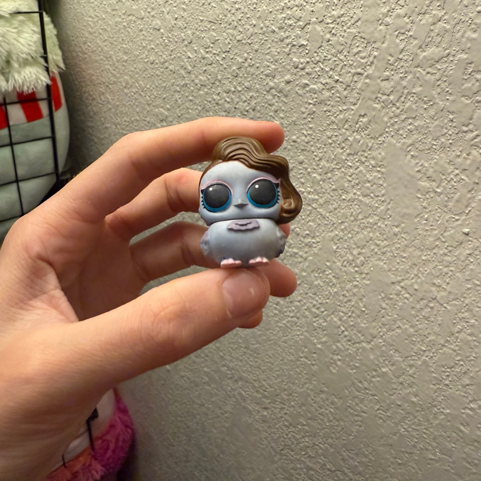 LOL Surprise Doll Makeover Lils Series POSH PIGEON Pet Bird