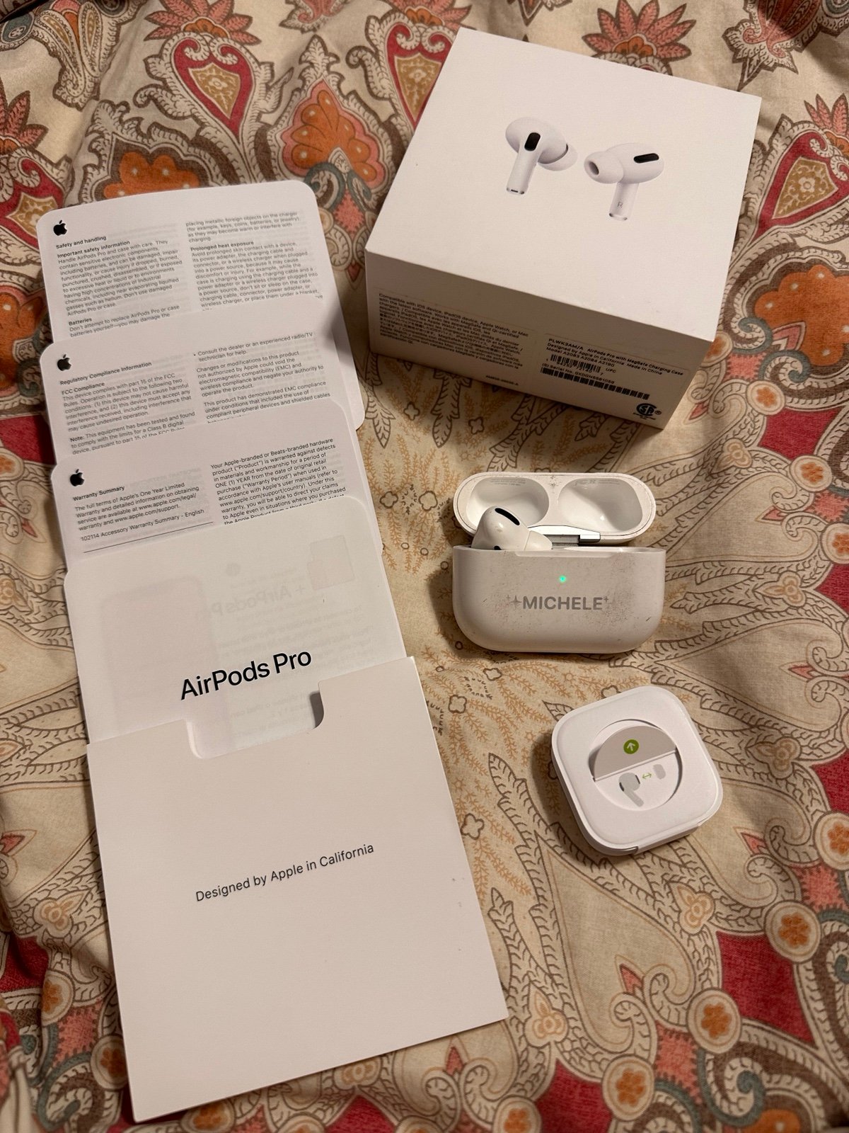 Apple air pods pro (left earbud only) with MagSafe charging case.. Authentic