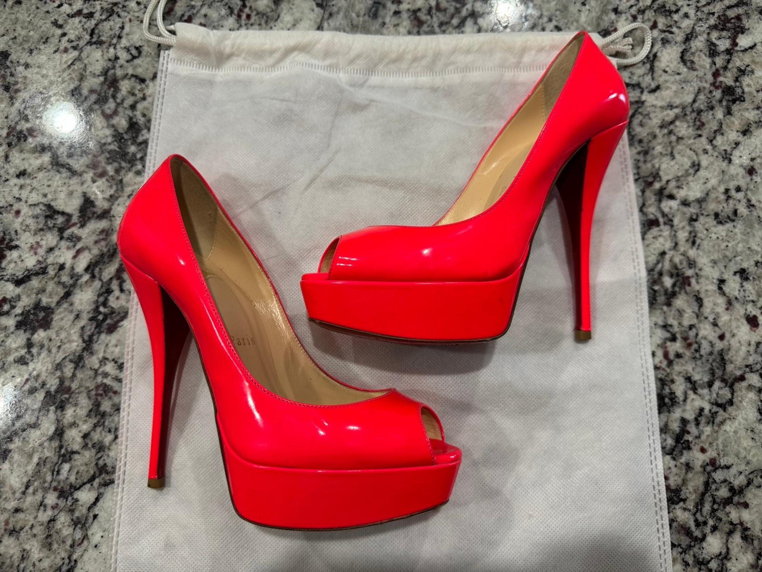 Christian Louboutin Troca 140 Patent Fluo Pump Stiletto Heels Rose Paris
