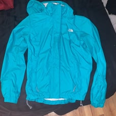 northface windbreaker