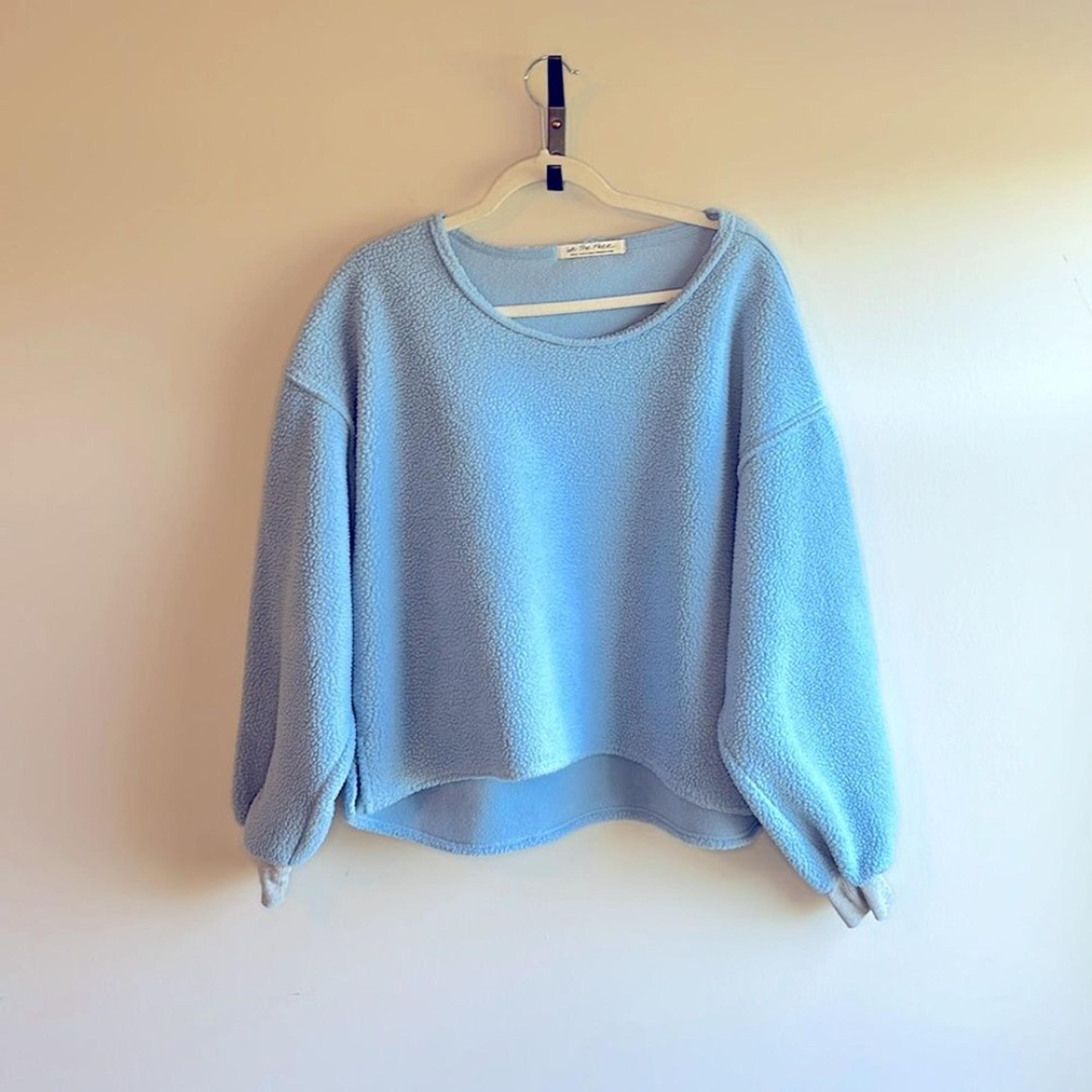 We the Free/Free People Light Blue Sherpa Pullover Cropped Sweater Small