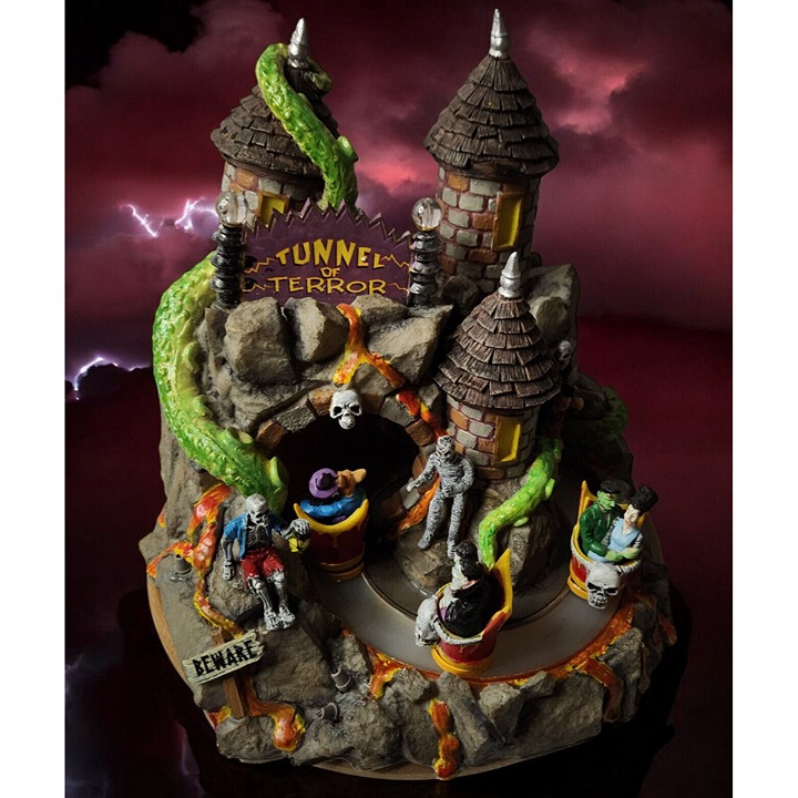 Lemax Spooky Town TUNNEL OF TERROR Halloween Carnival Ride Animated 84771 VIDEO