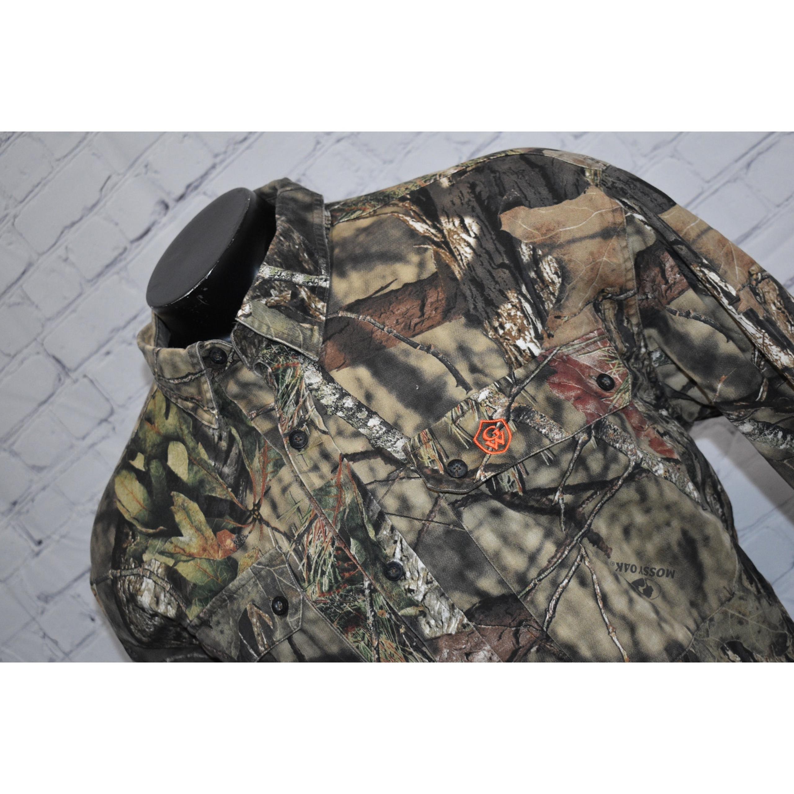 Game Winner Shirt Hunting Mens Size 2XL XXL Green Camo Mossy Oak Fishing