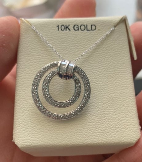 10k gold pendant
