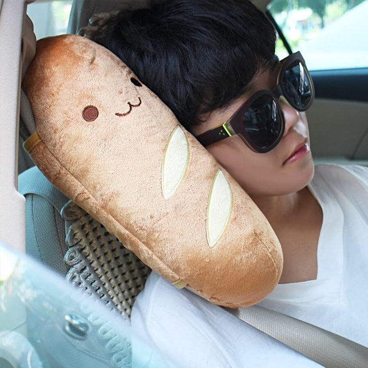 Baguette Seatbelt Pillow(1)