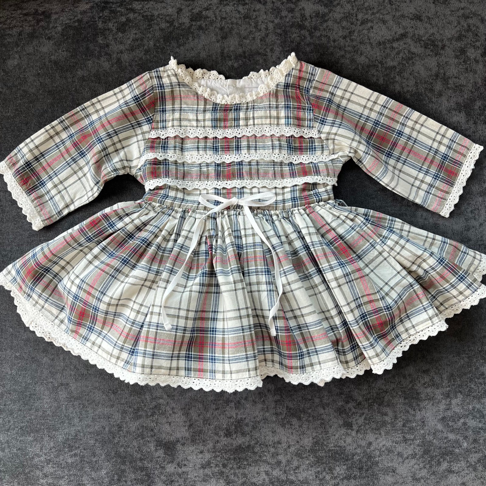 Well Dressed Wolf Plaid Dress Size 2T