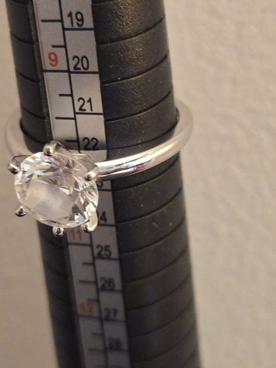 Sterling Silver 925 Solitaire Cubic Zirconia Ring – Size 10