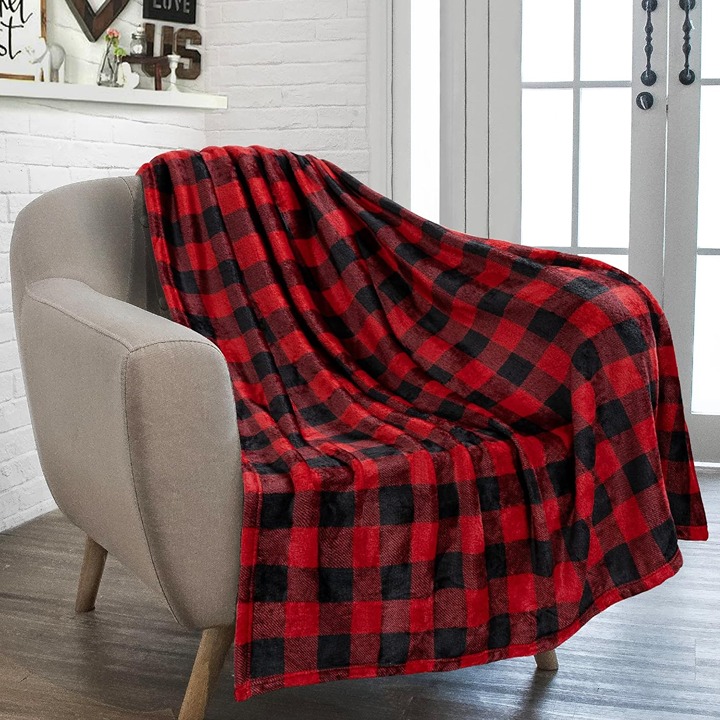 Black and Red Buffalo Plaid Fleece Throw Blanket for Couch, Soft Checkered 50x60