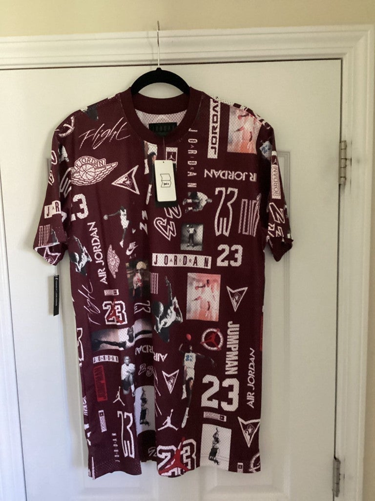 Jordan All Over Print Short Sleeve Jersey Top Size: Medium Color: Burgundy