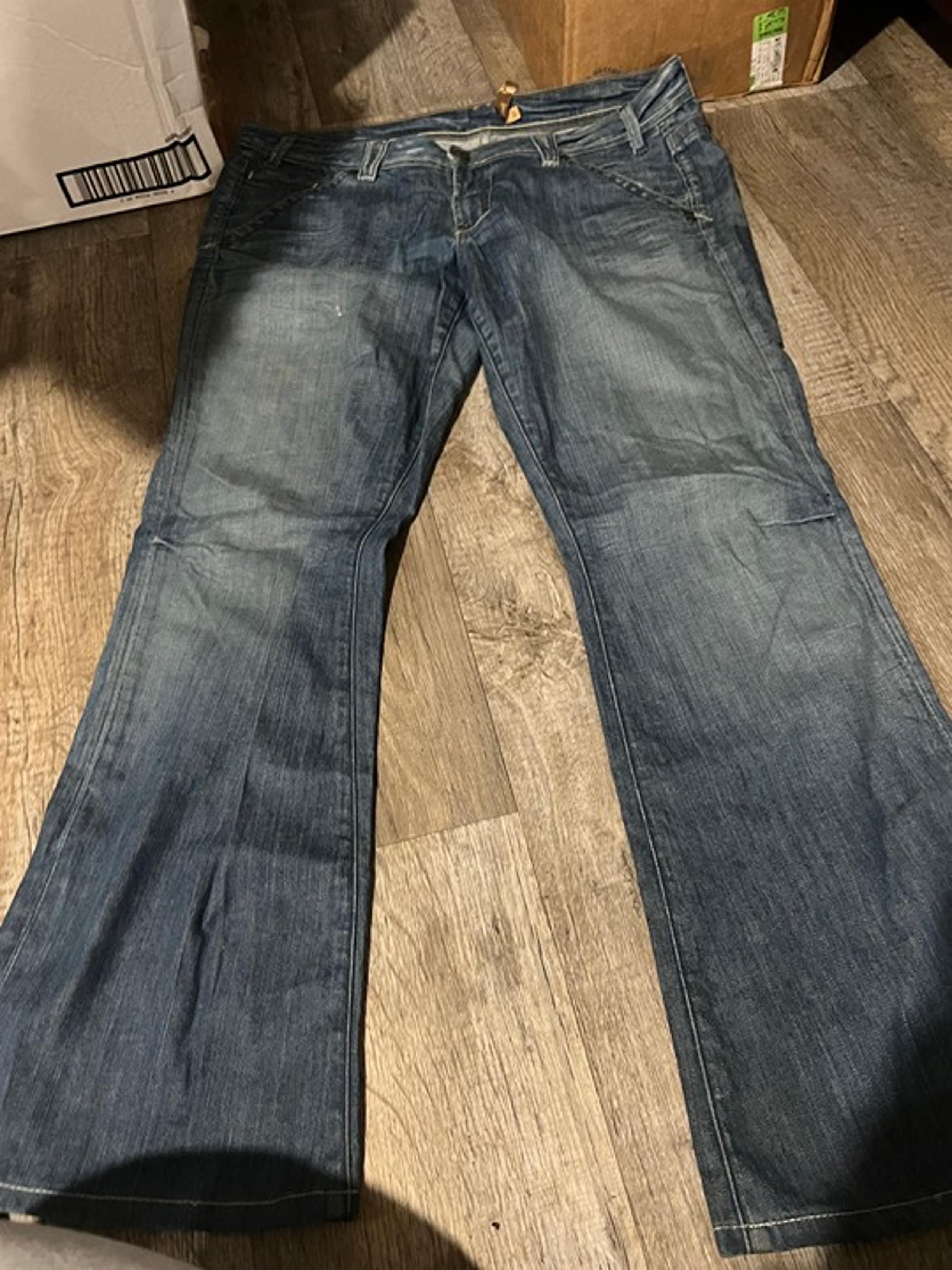 Yanuk jeans 31