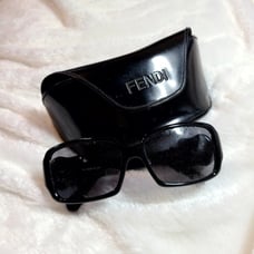 Fendi [Authentic] FS383 Black & Gold FF Metal Buckle Accent Sunglasses w/ Case