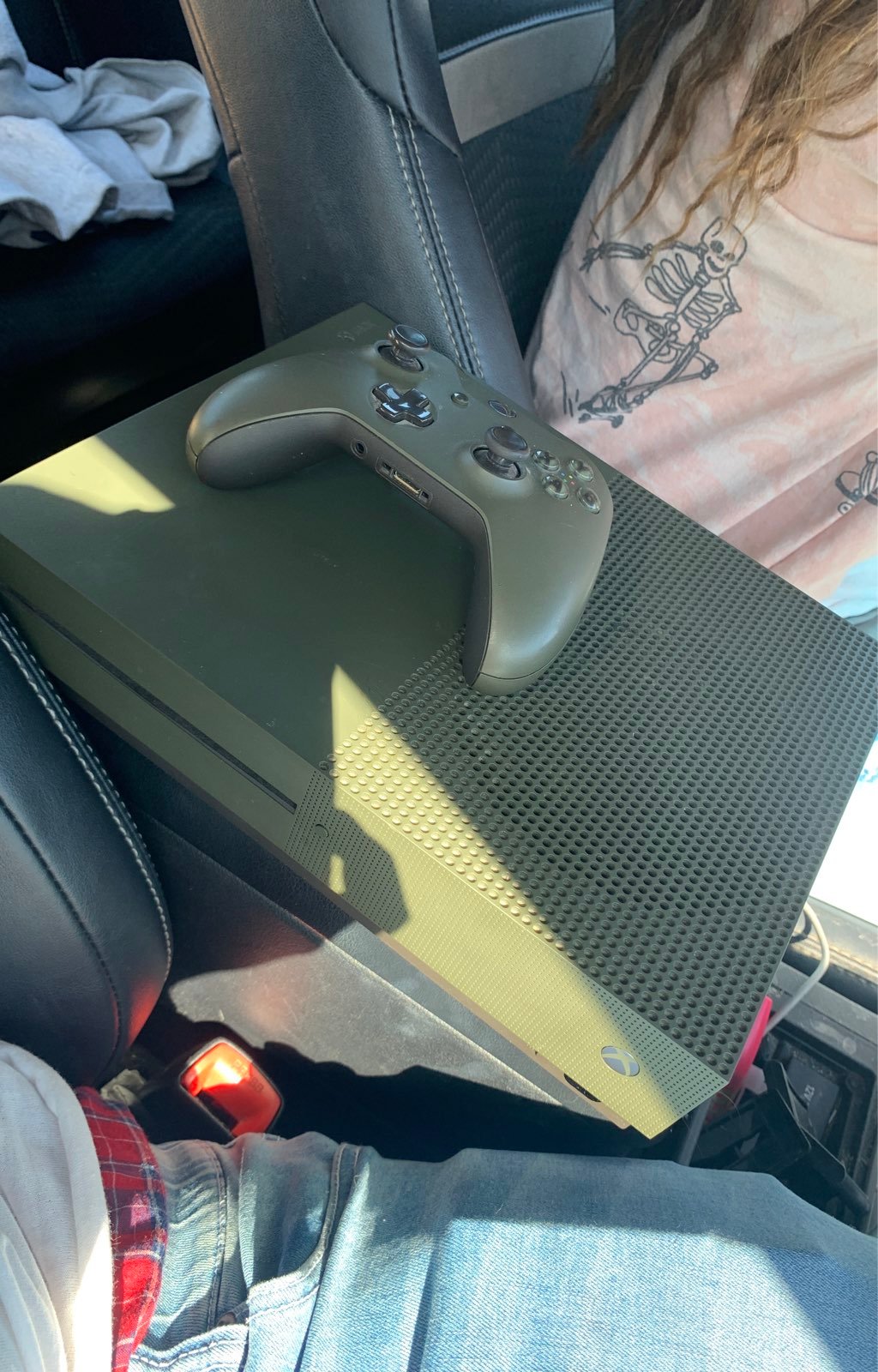 Xbox One s green 1tb