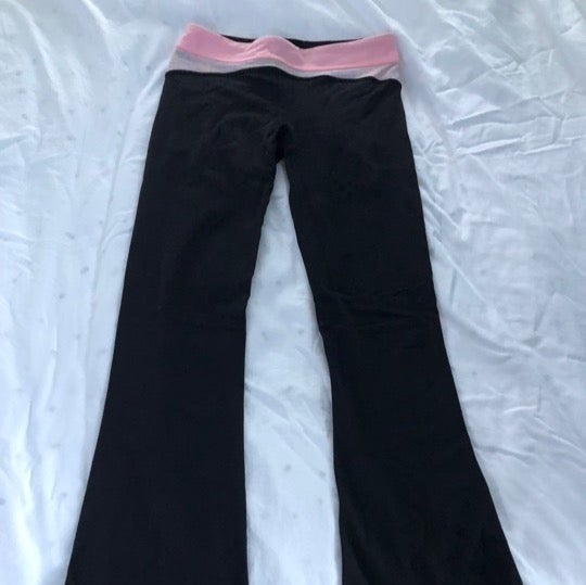 Ivivva Black and Pink Leggings