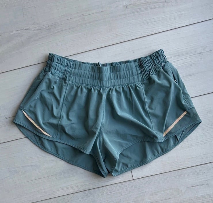 Lululemon Hotty Hot shorts
