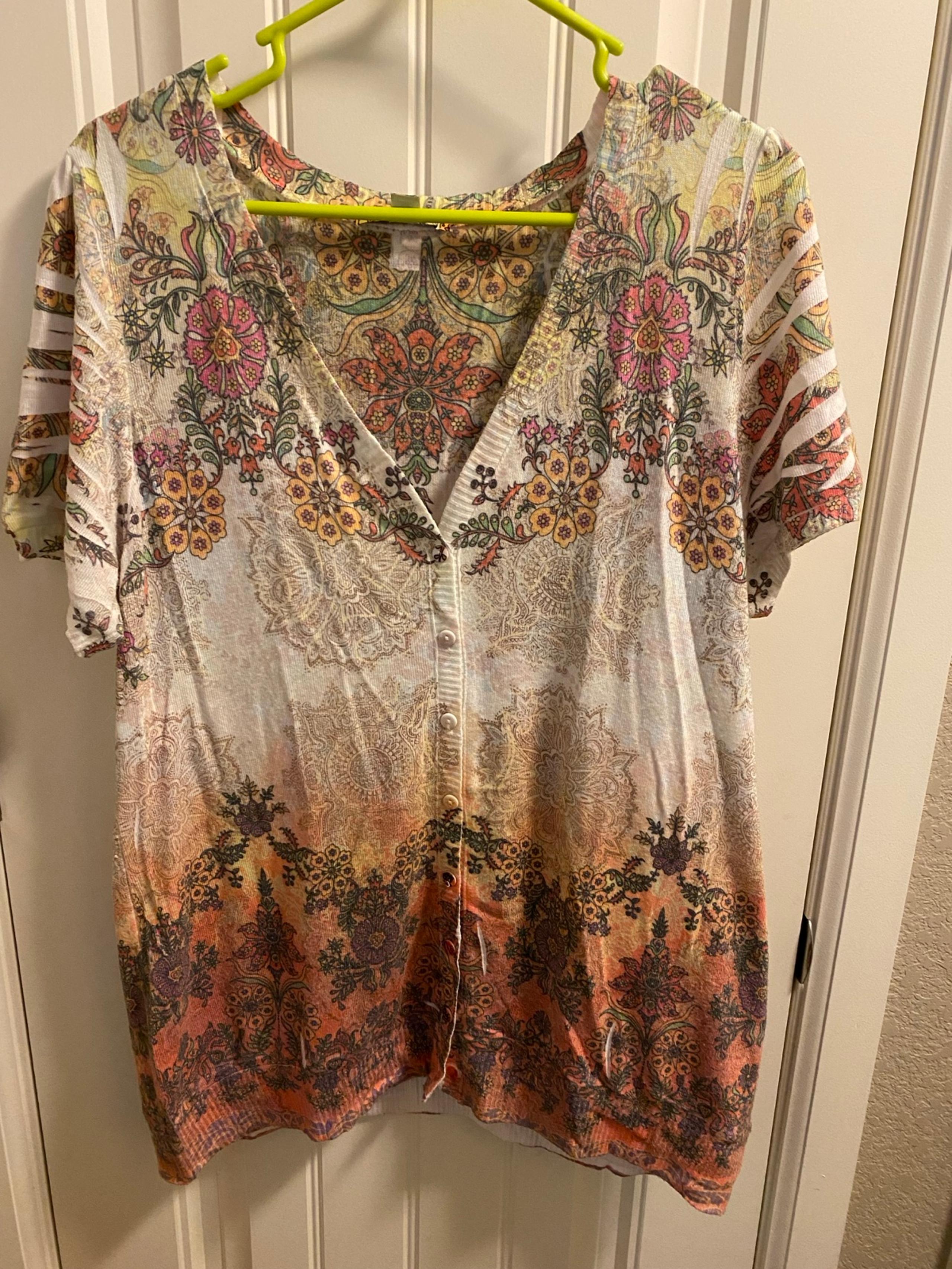 Carolyn Taylor XL Sweater Button Front Lightweight Floral Short Sleeve Top