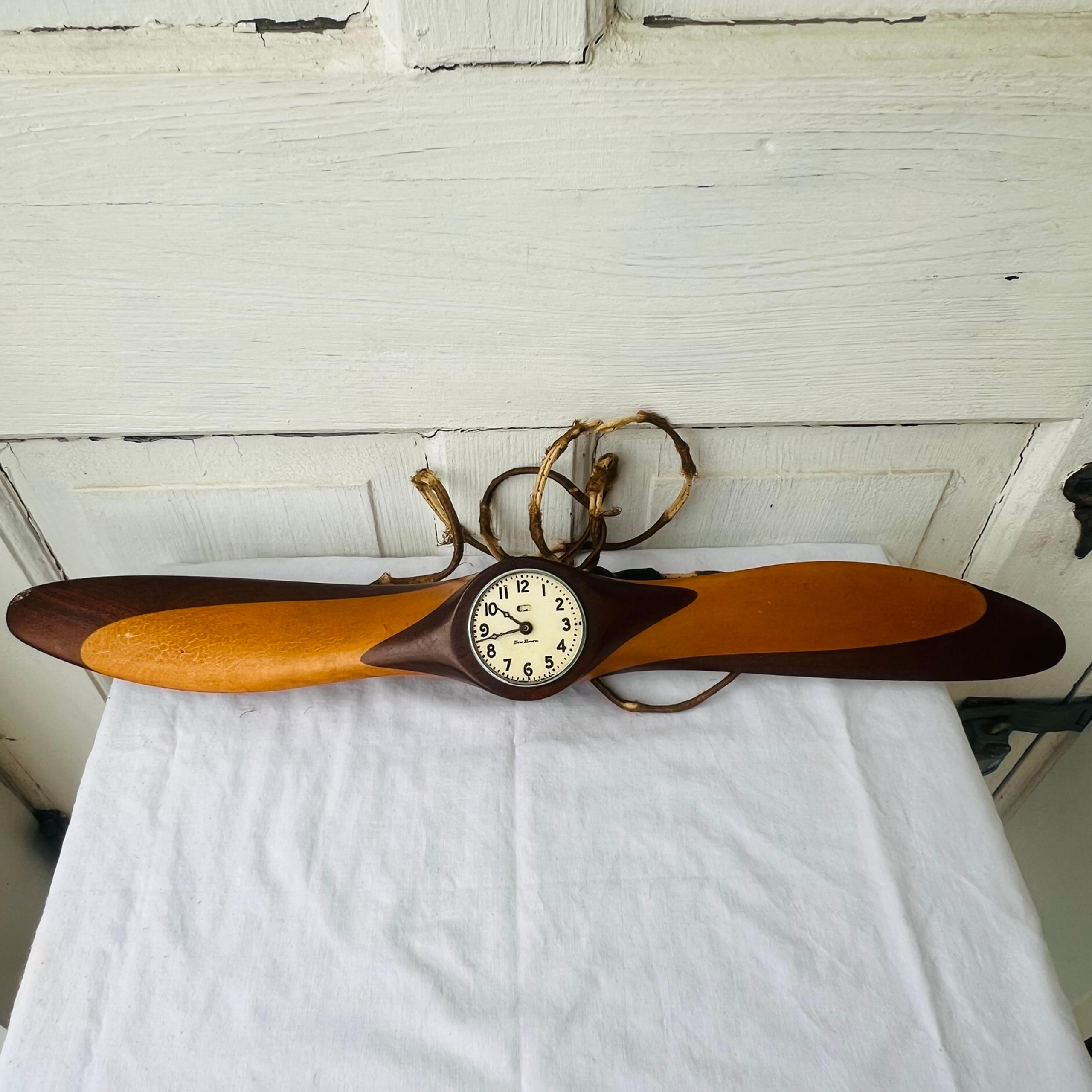 1940’s-50’s Vintage New Haven Wooden Propeller Electric Wall Clock PARTS/REPAIR