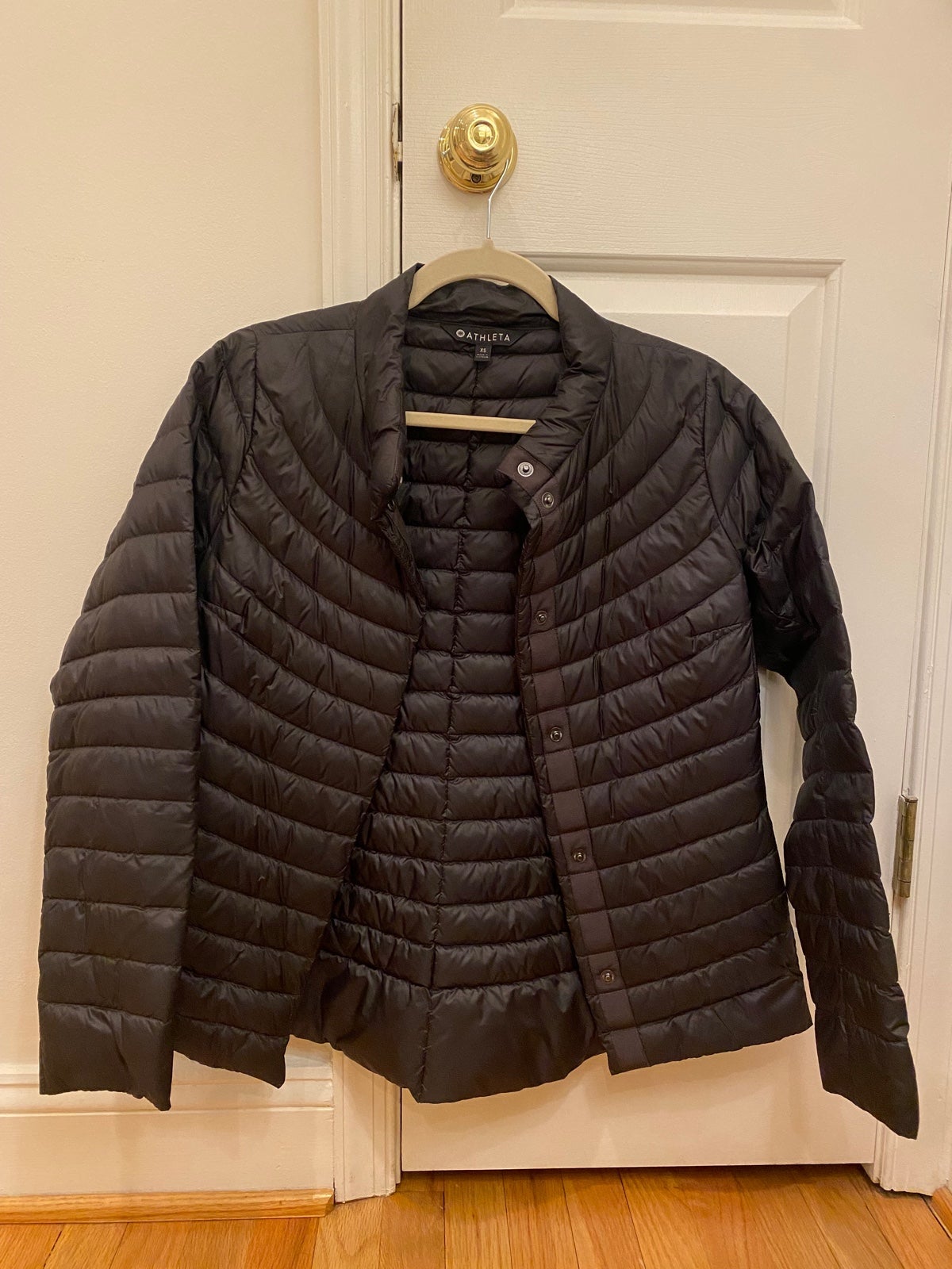 Athleta puffer jacket