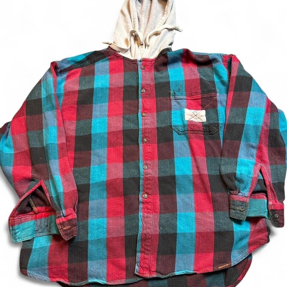 Vintage Quiksilver teal and red plaid hooded button shirt size XL