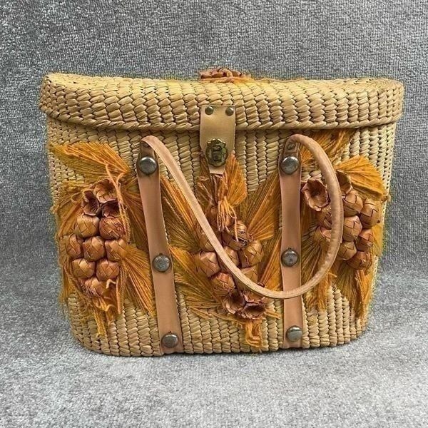 VTG Handmade Ornate Wicker Leather Handles Large Handbag Basket Metal Clasp