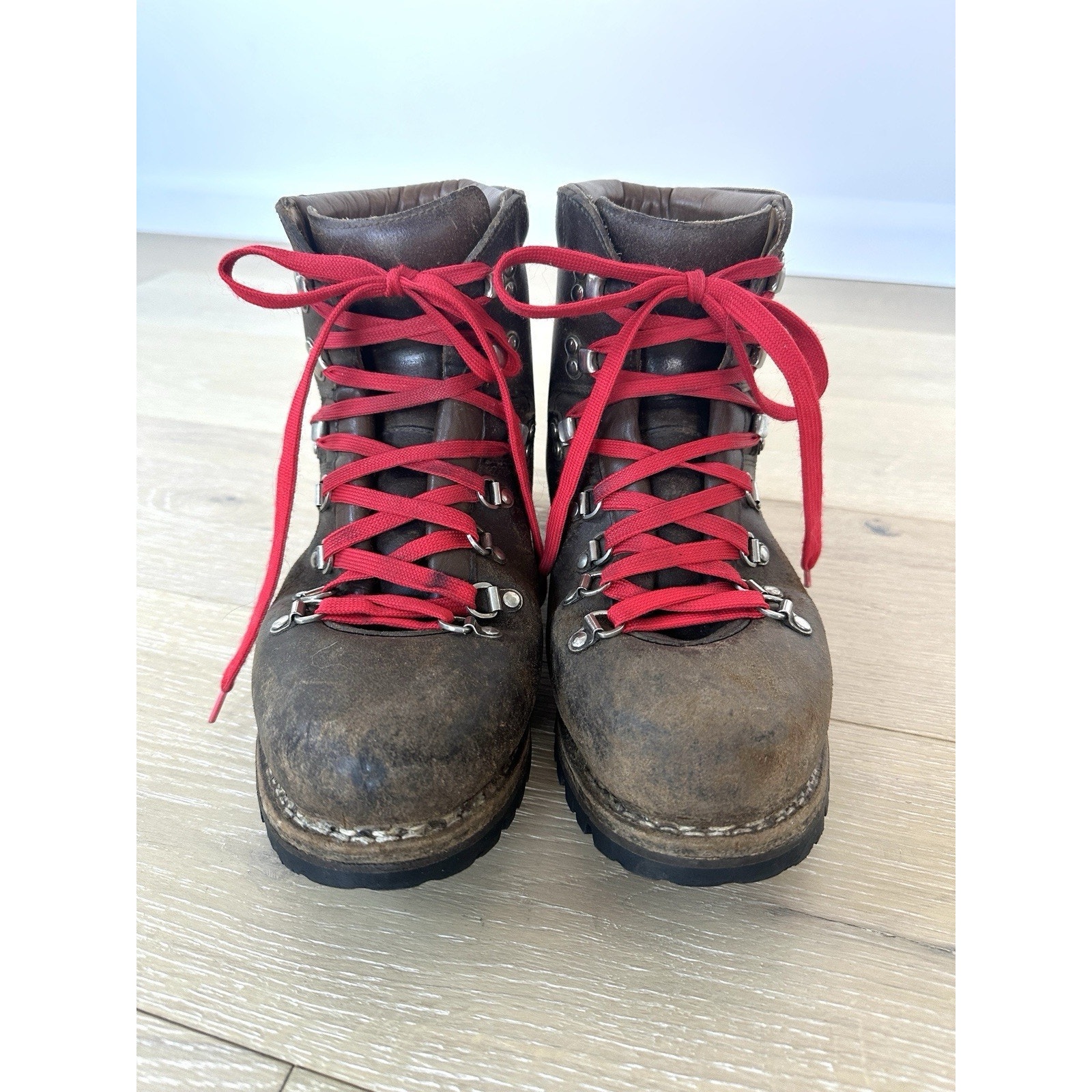 Raichle Men's Size 11 Swiss Leather Hiking Mountaineering Boots VTG