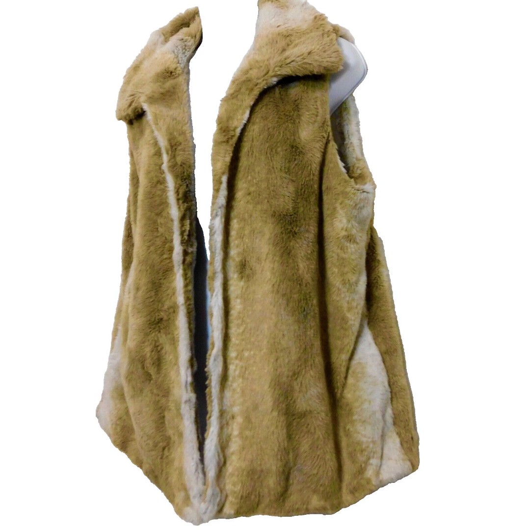 Chicos 2 Soft Faux Fur Open Front Vest L 12 Lined Pockets Caramel Cream Luxury