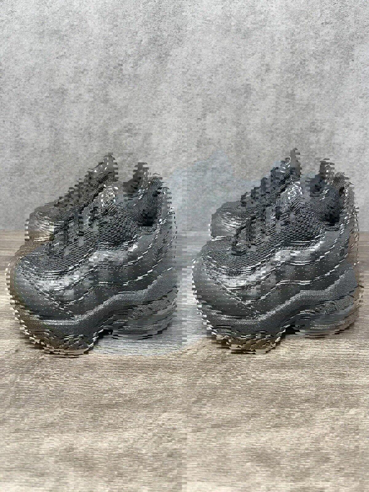 Nike Air Max 95 Size 3Y GS Kids Triple Black Anthracite Grey 905461-019