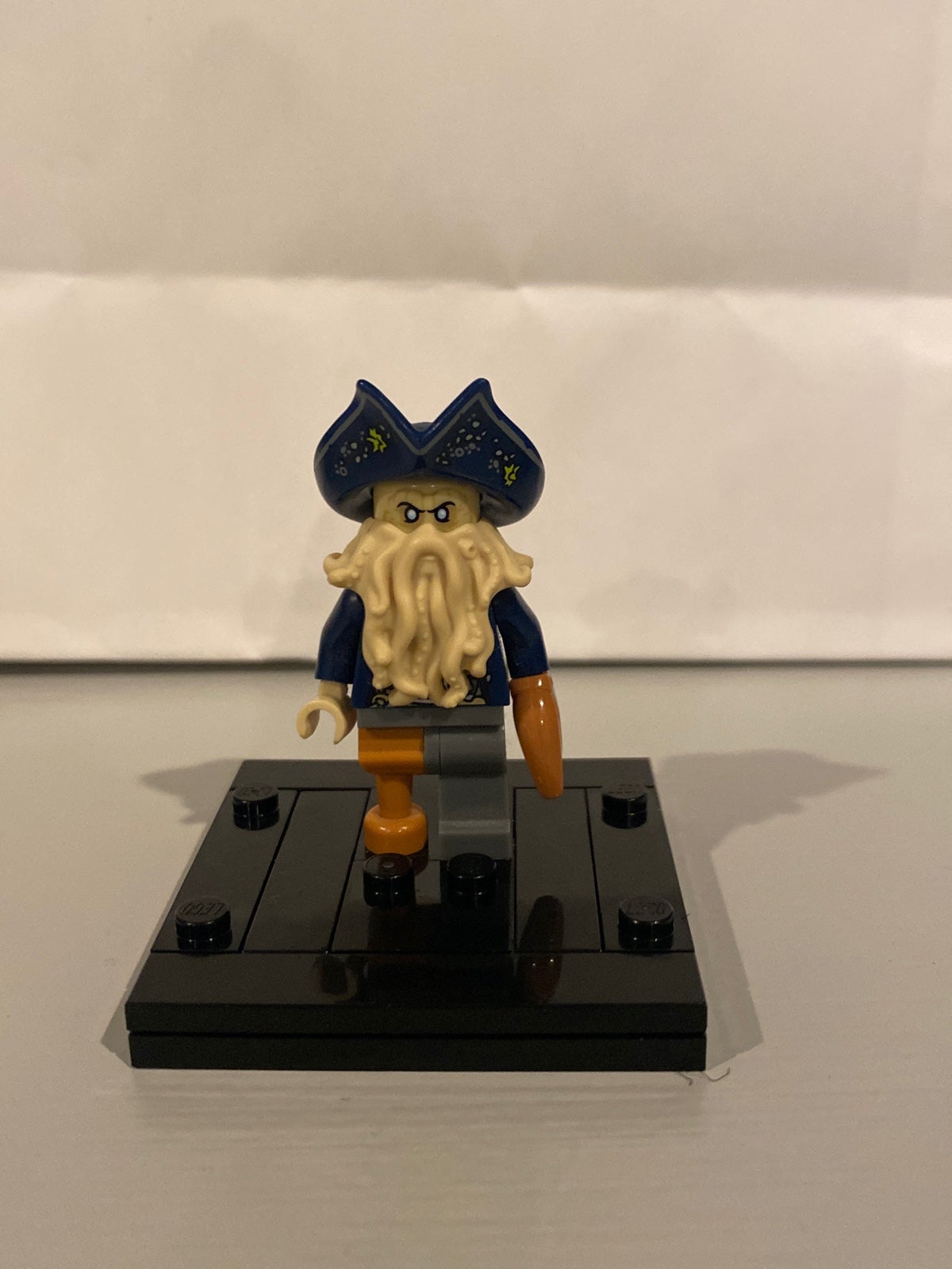 Lego Davy Jones Minifigure Black Pearl Pirates of the Caribbean