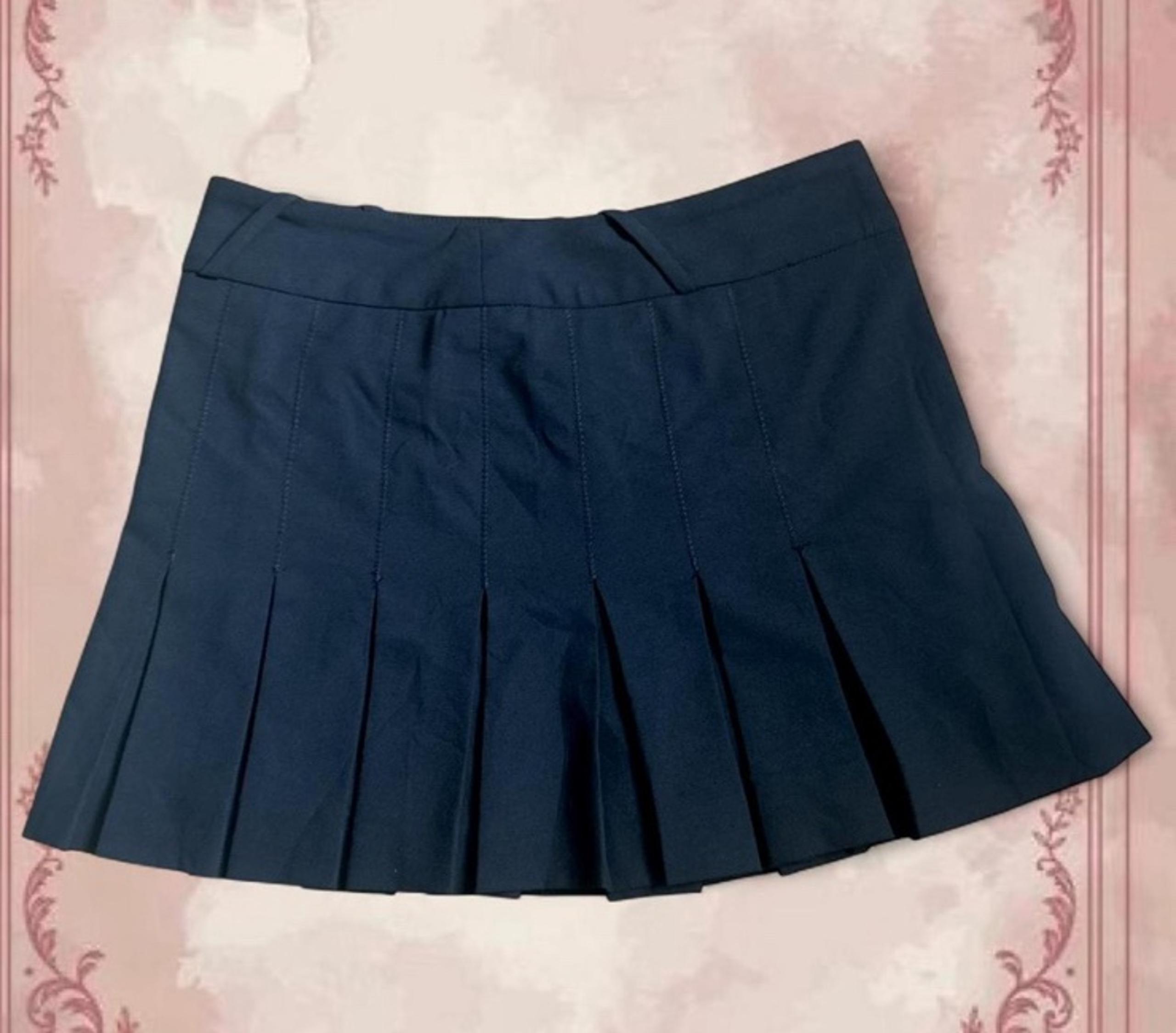 RARE Authentic Vintage Y2K Bebe Black Pleated Mini Skirt