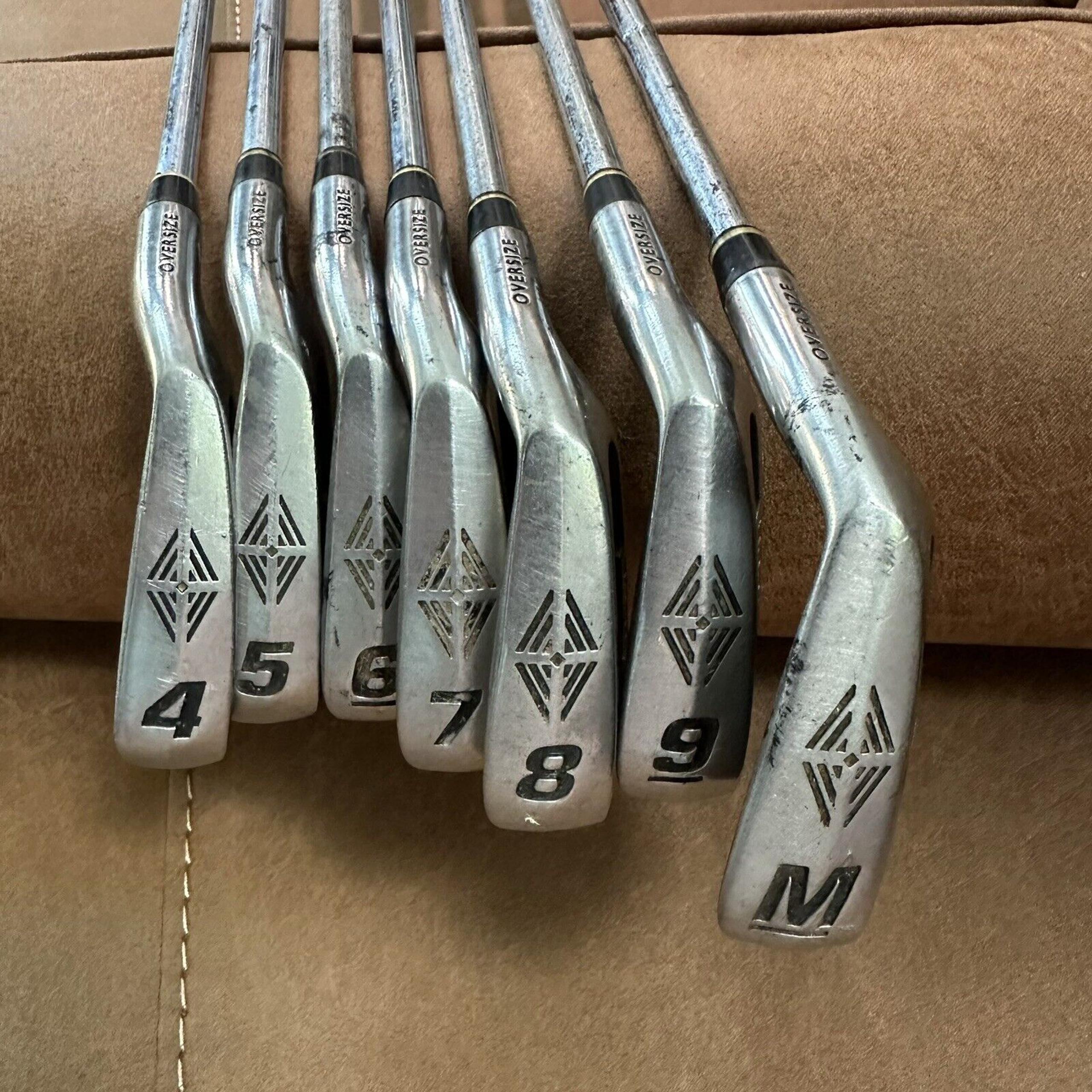 Top Flite Tour Ti Irons Golf Club Set 4-9 & M Wedge (Middle) Advance Flex RH