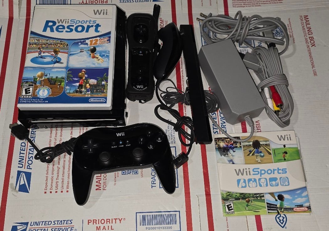 Black Nintendo Wii System with Sports Resort Bundle Gamecube Compatible
