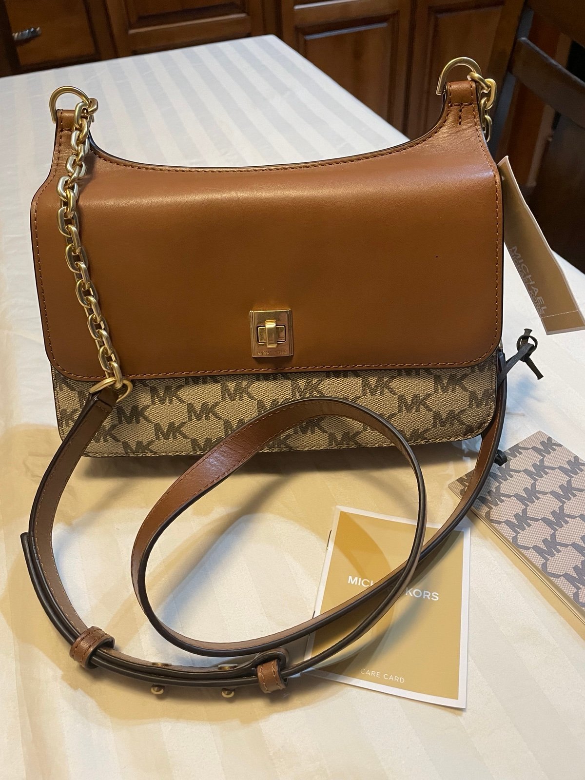 Michael Kors Crossbody Bag