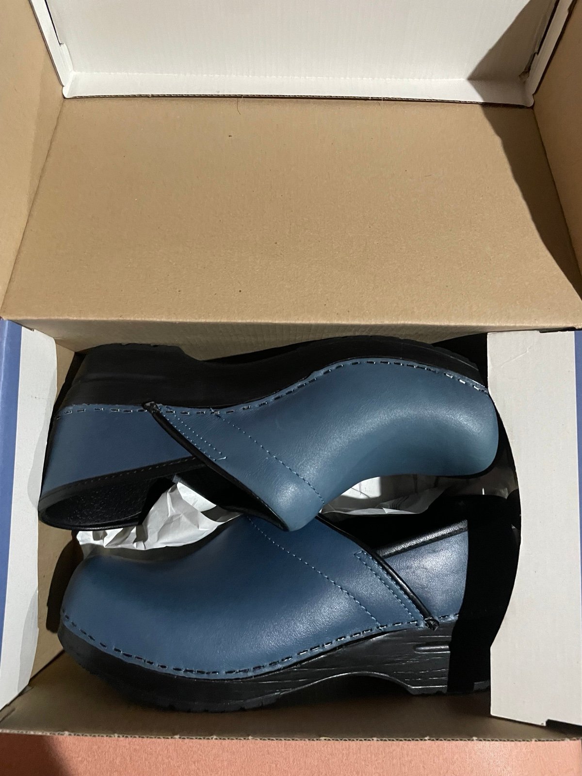 Dansko Professional Latigo Color Sky Clog Size 39