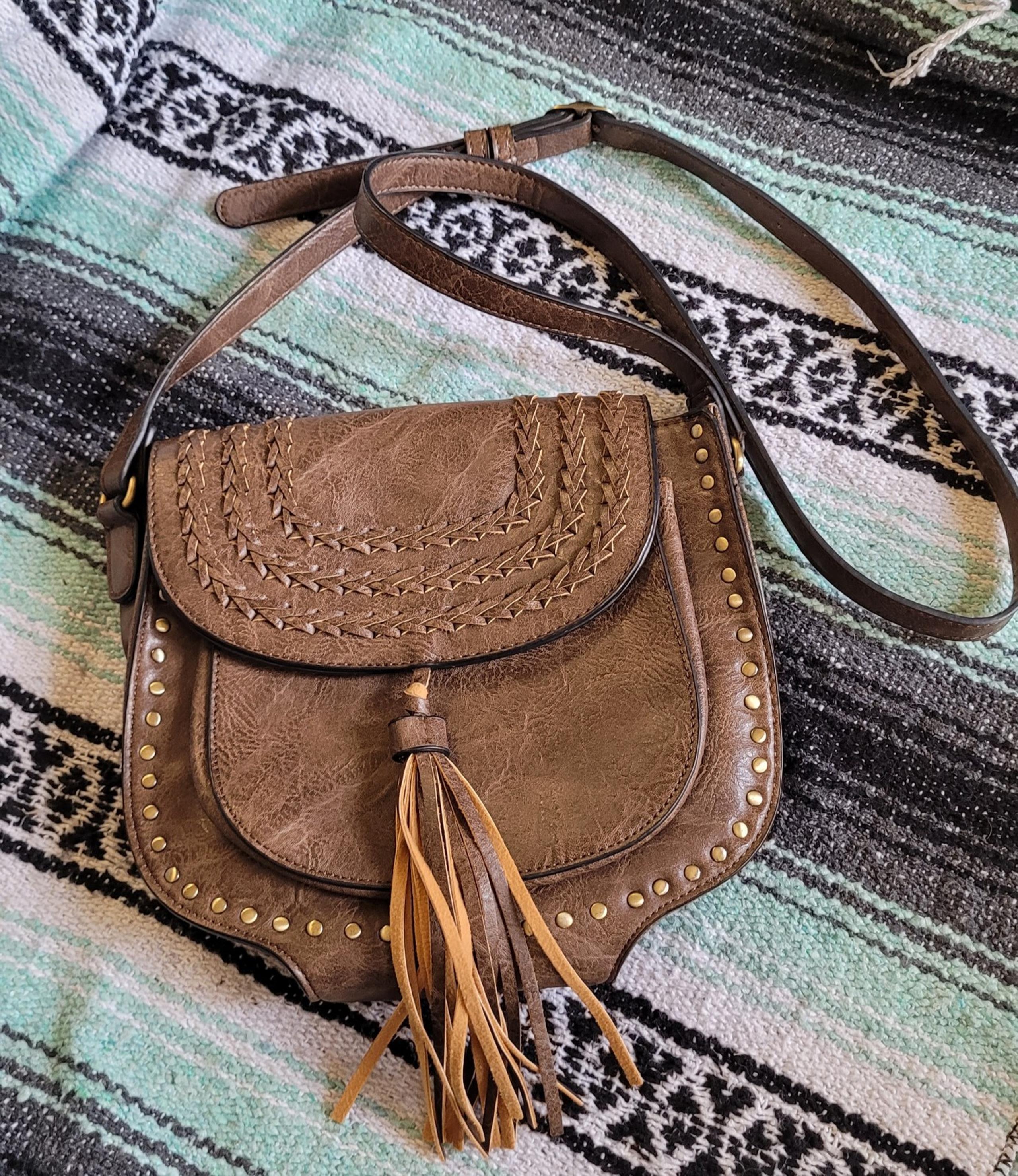 Antik Kraft Crossbody Saddle flap braided faux leather Bag, like new