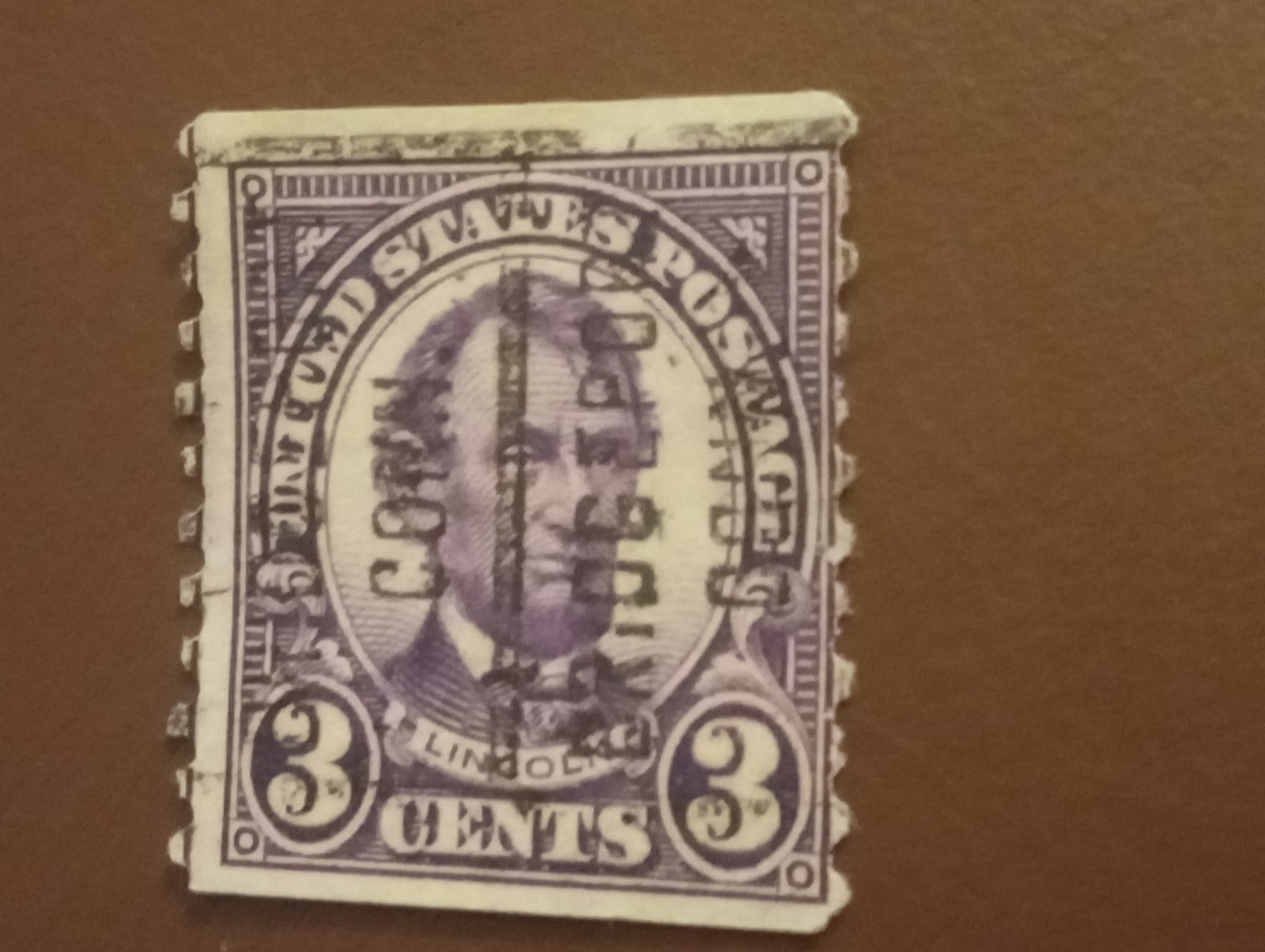 USA STAMP LINCOLN 3 CENTS WITH CHICAGO ILL. OVERPRINT 1925